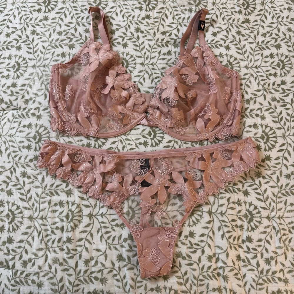 Victoria’s Secret Bra and Panties